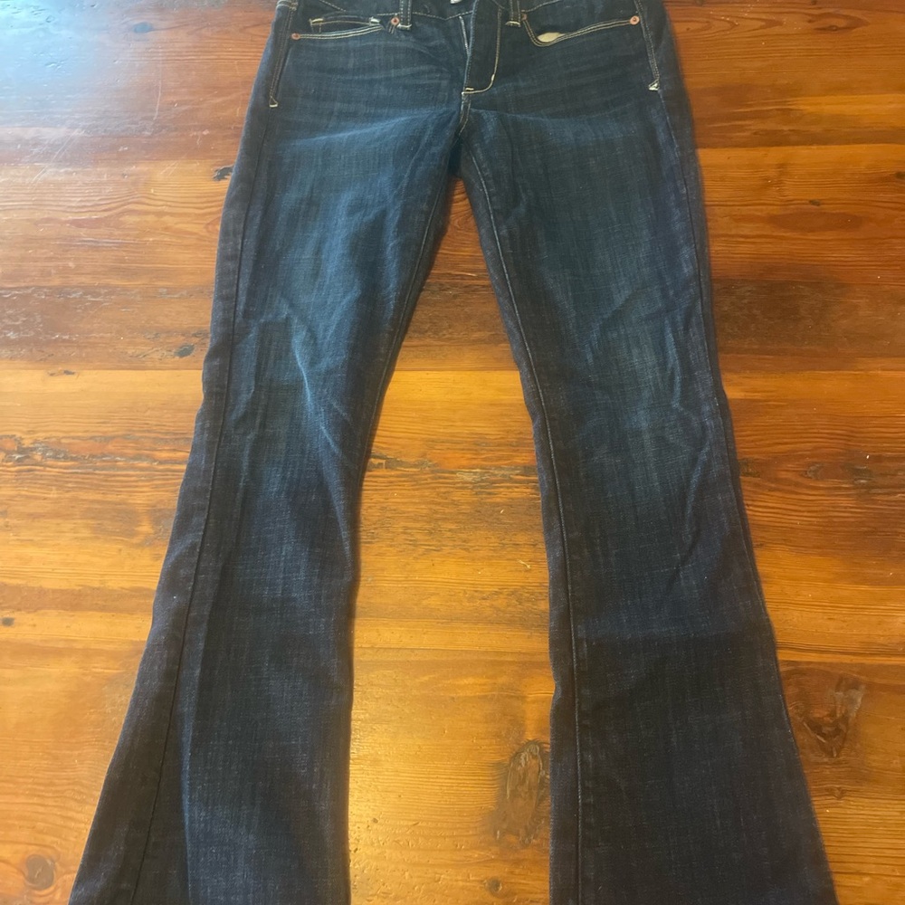 American Eagle Outfitters Dark Blue Flare Jeans. Size 6 short